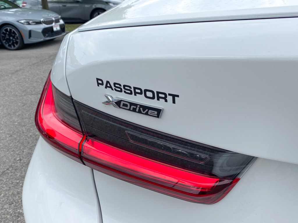 New 2026 BMW 330i xDrive Sedan w/ M Sport Package AWD/4WD image 6