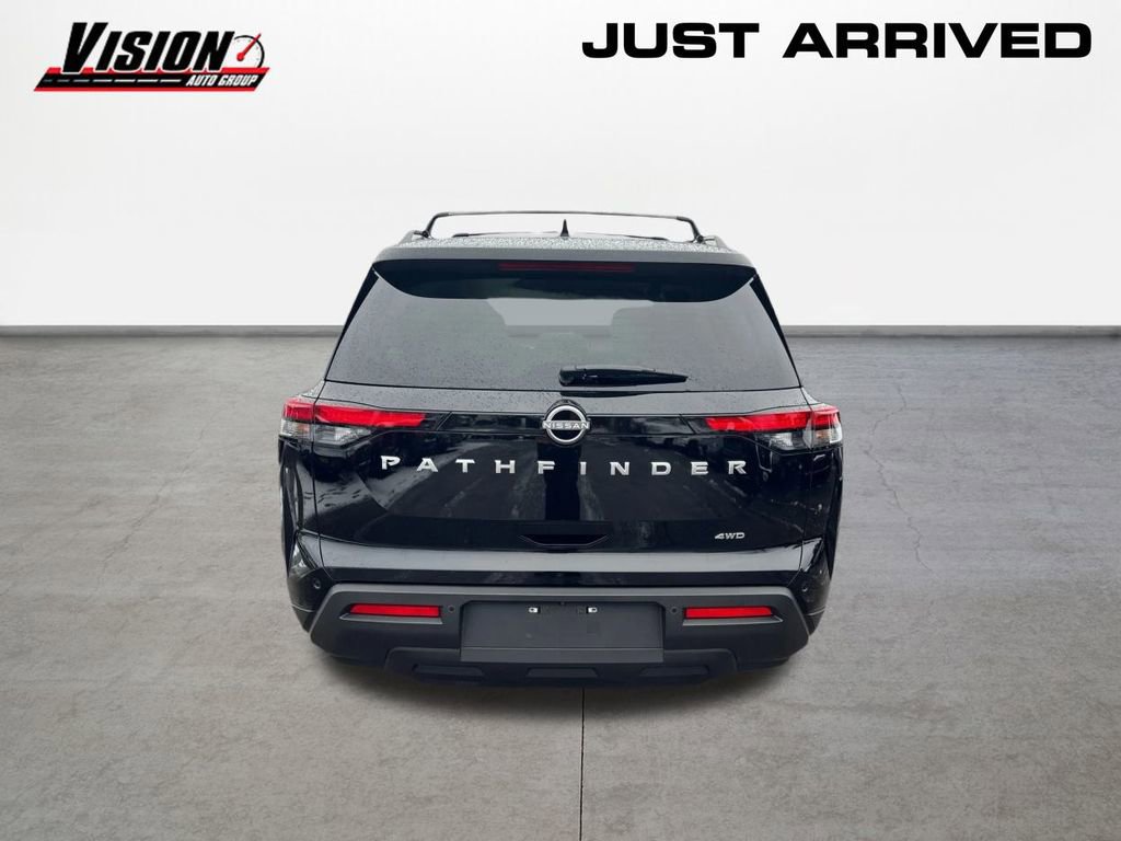New 2025 Nissan Pathfinder SV image 6