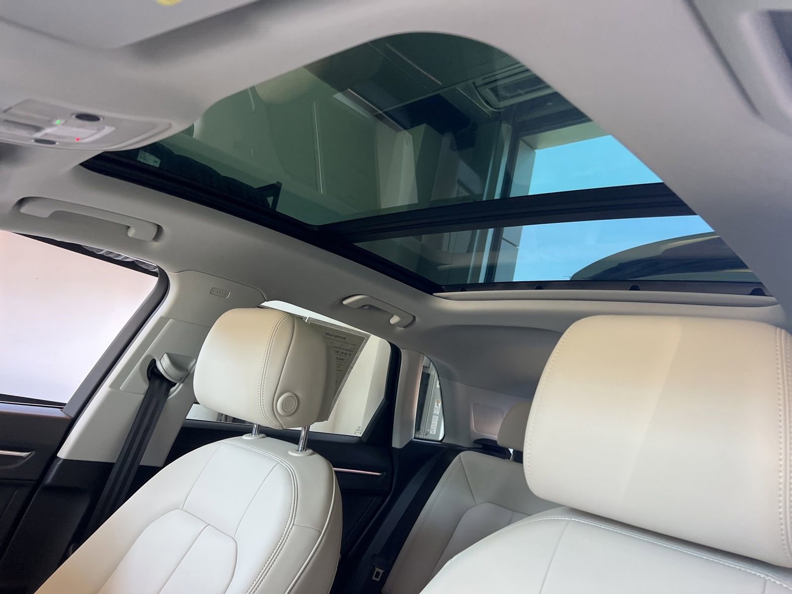 Used 2025 Audi Q3 2.0T Premium Plus w/ Premium Plus Package image 32