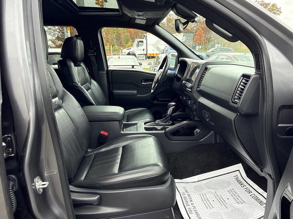 Used 2022 Nissan Frontier PRO-4X image 13