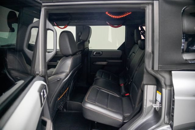 Used 2023 Ford Bronco Badlands w/ Sasquatch Package AWD/4WD image 12