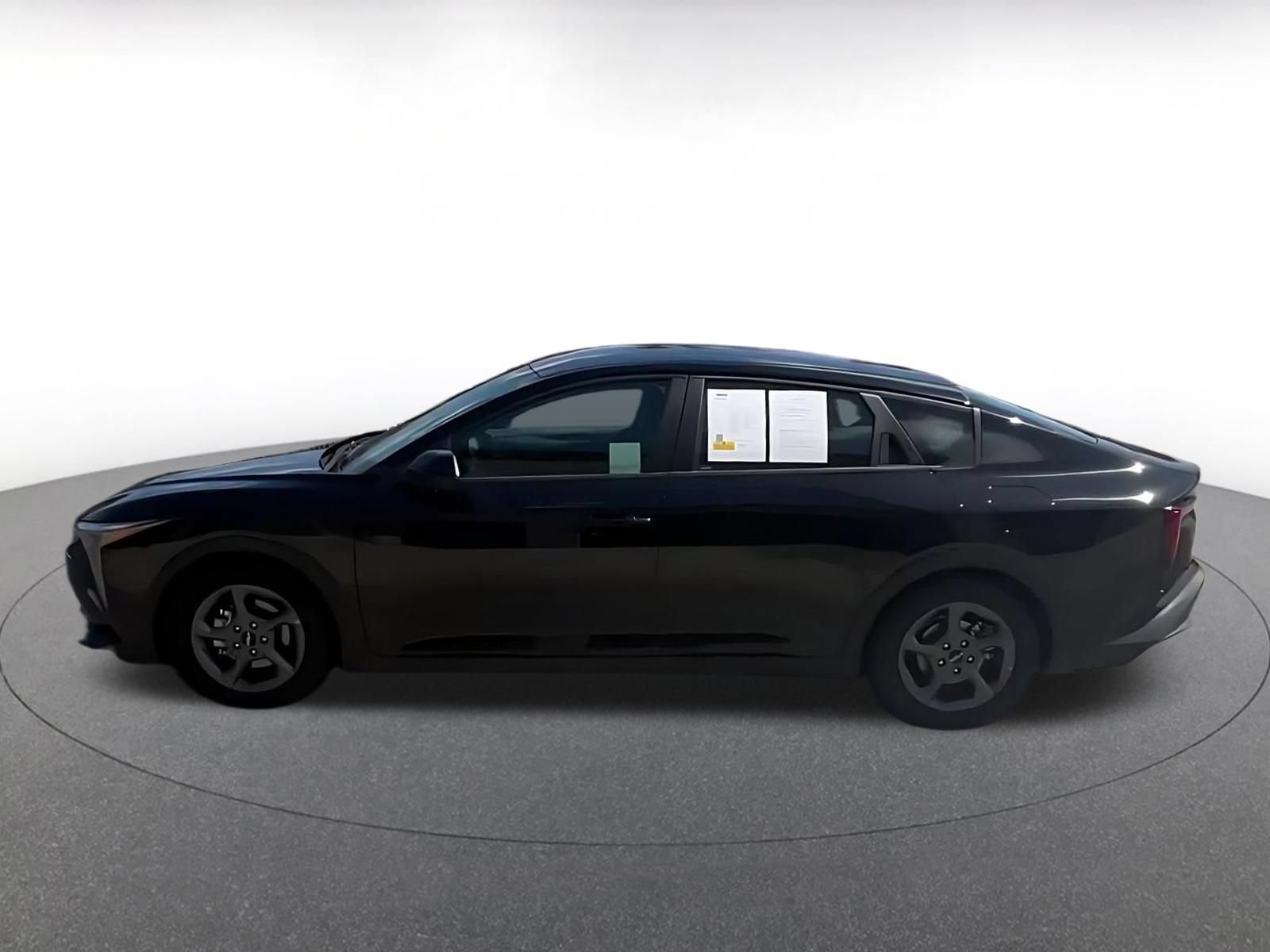 Used 2025 Kia K4 FWD image 8