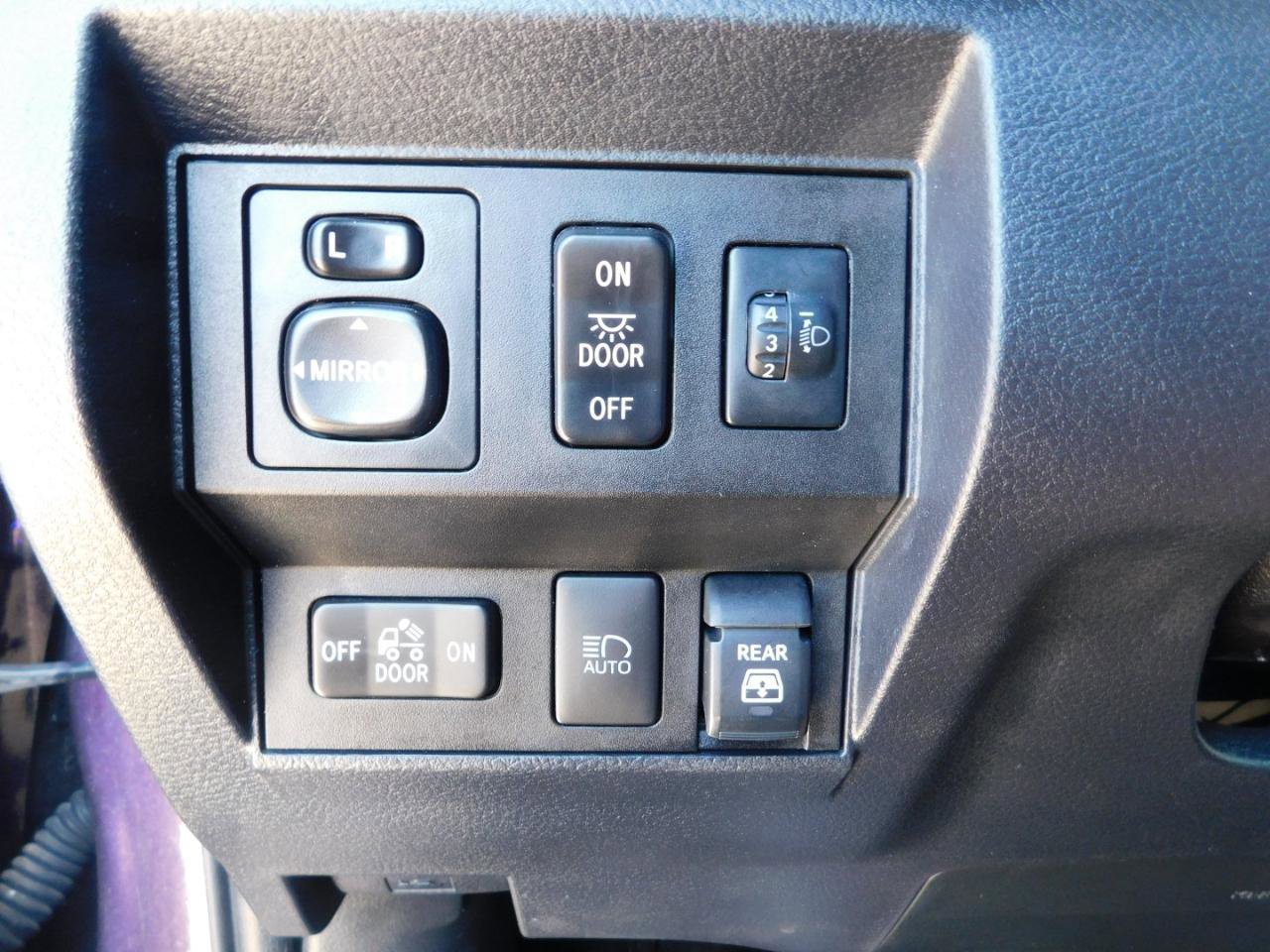 Used 2019 Toyota Tundra SR5 image 18