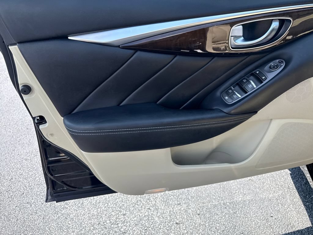 Used 2018 INFINITI Q50 Luxe RWD image 21