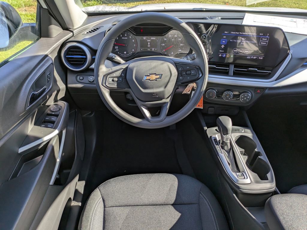 New 2026 Chevrolet Trax LS w/ Driver Confidence Package image 16