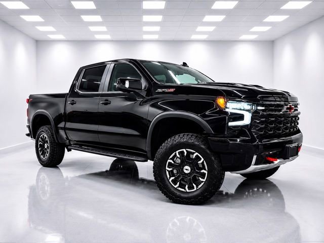 Used 2024 Chevrolet Silverado 1500 ZR2 w/ Technology Package AWD/4WD image 2