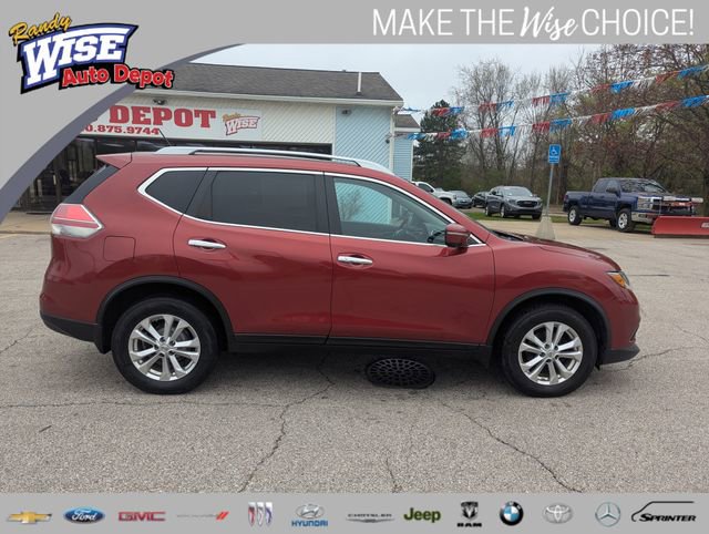 Used 2015 Nissan Rogue SV w/ SV Premium Package AWD/4WD image 2