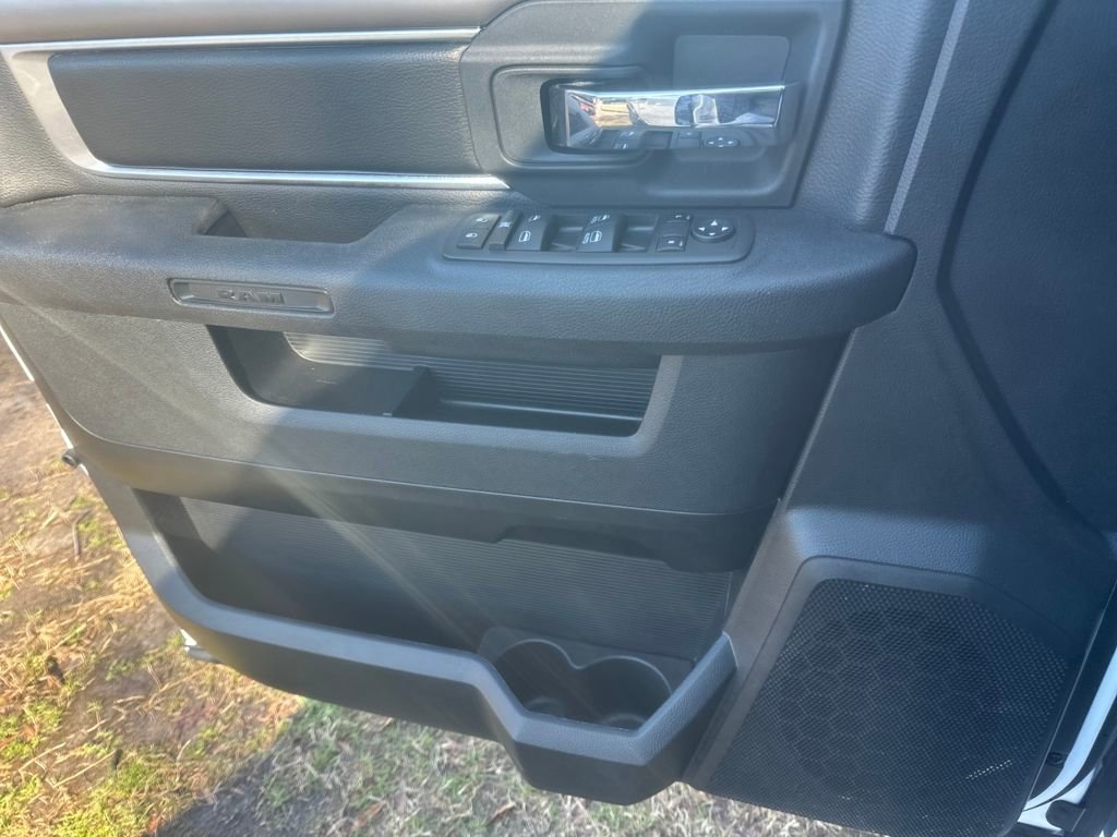 Used 2024 RAM 1500 Classic Warlock image 10