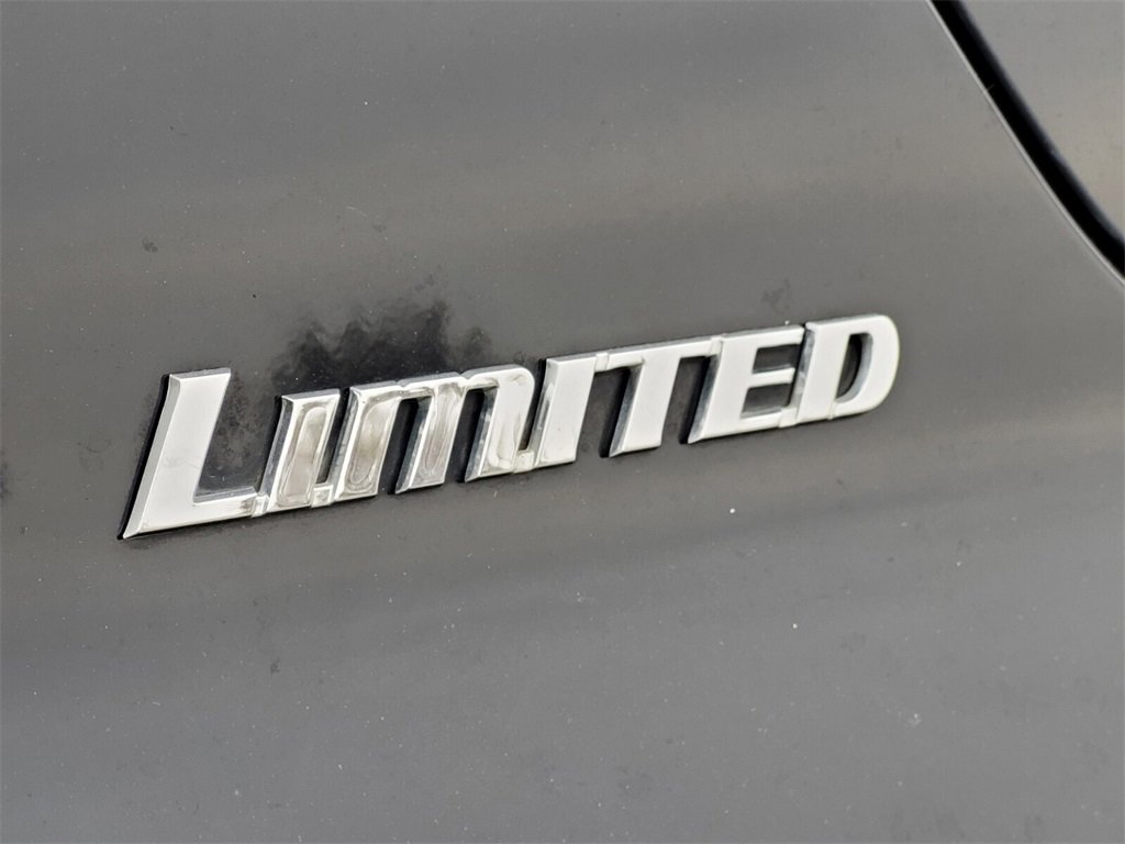 Used 2013 Toyota 4Runner Limited image 6