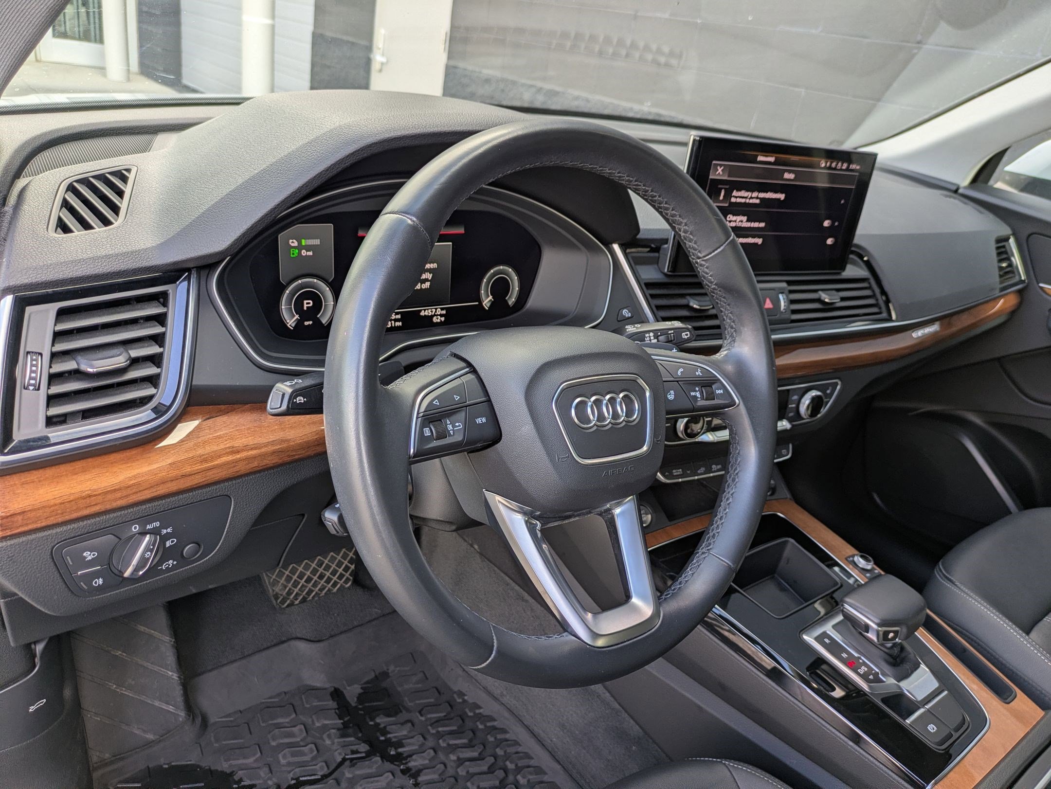 Used 2021 Audi Q5 e Premium image 11