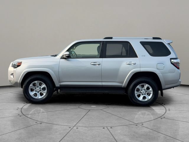 Certified 2021 Toyota 4Runner SR5 Premium AWD/4WD image 3