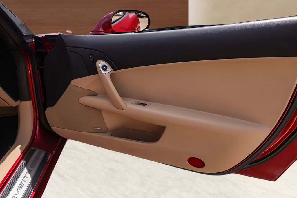 Used 2008 Chevrolet Corvette Coupe w/ Preferred Equipment Group image 19