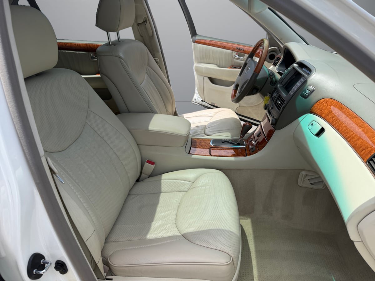 Used 2003 Lexus LS 430 w/ Navigation/Mark Levinson Pkg RWD image 17