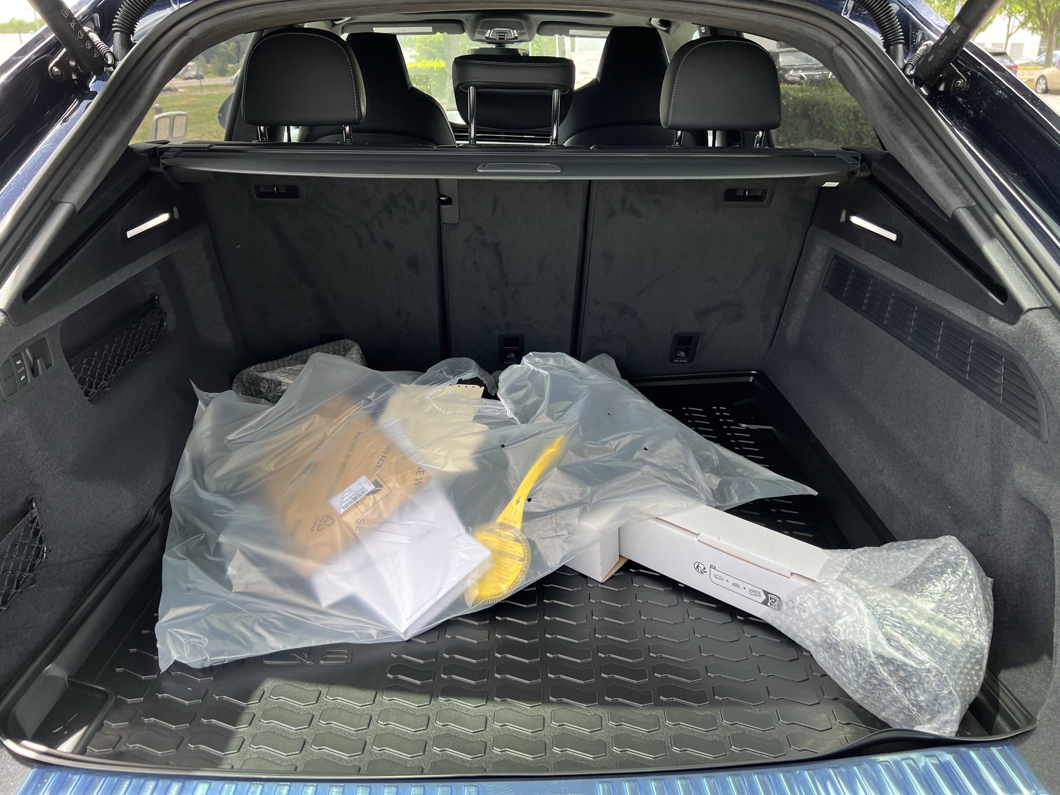 New 2026 Audi SQ8 Prestige AWD/4WD image 35