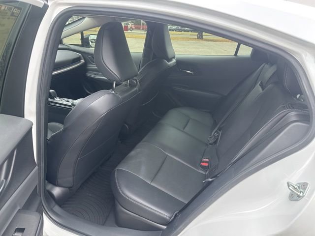 Used 2023 Toyota Prius XLE image 18