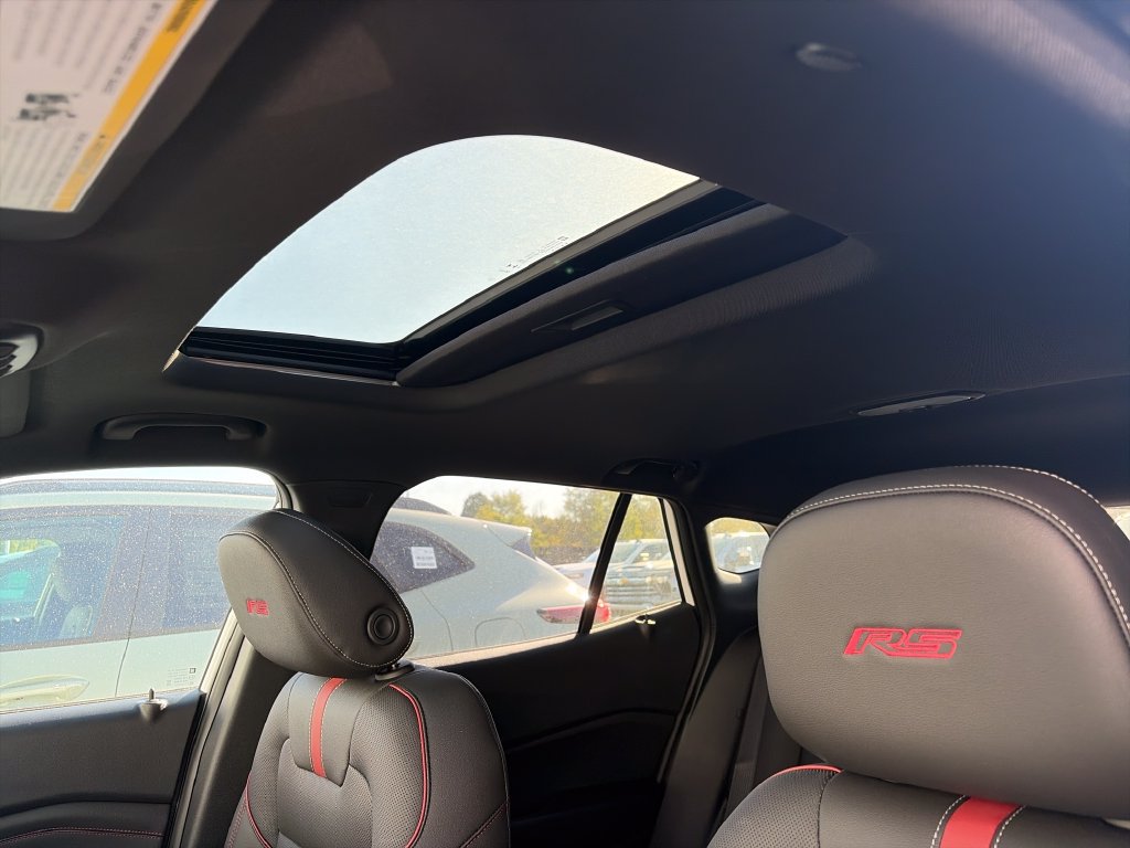 New 2026 Chevrolet Trax RS w/ Sunroof Package FWD image 20