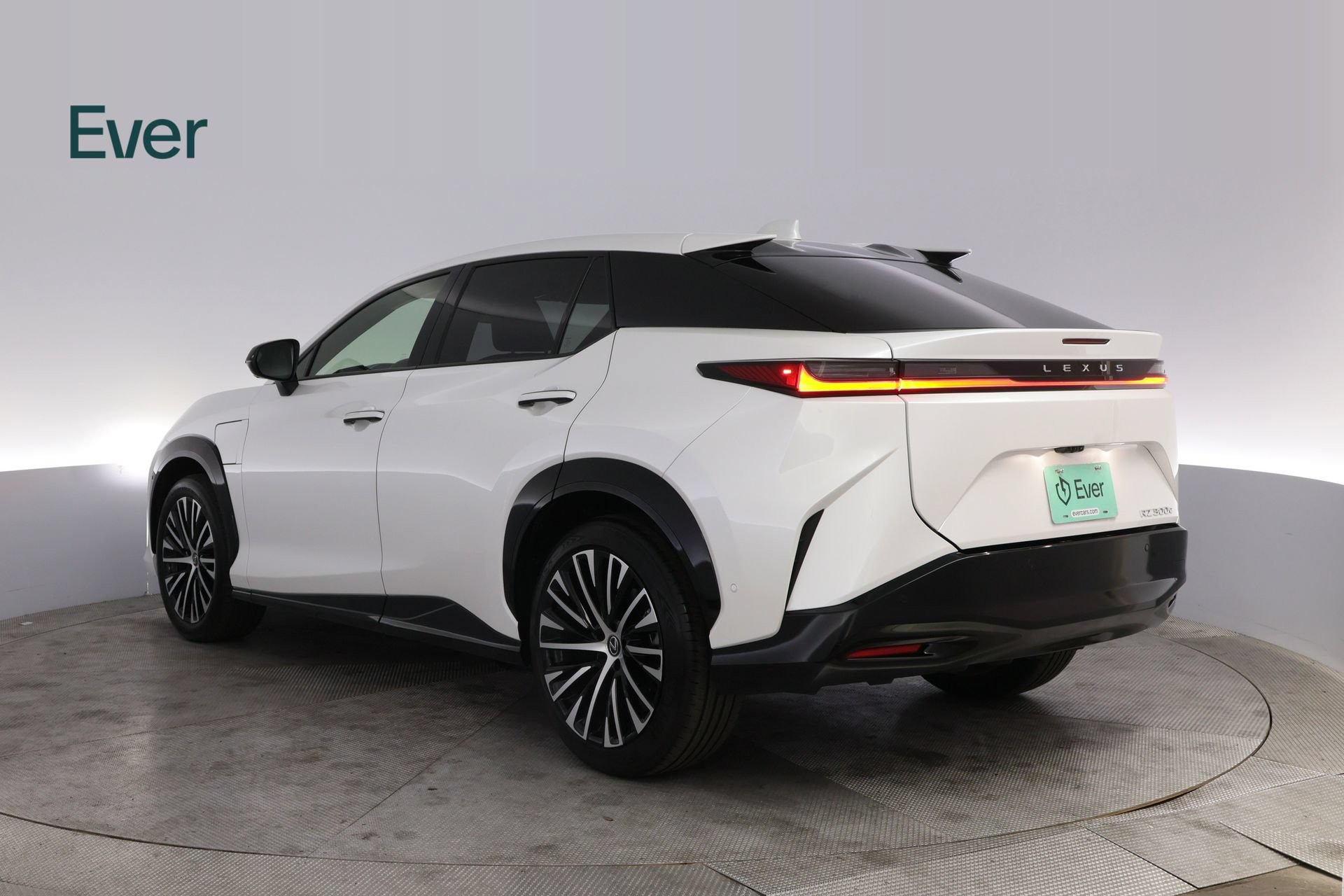 Used 2024 Lexus RZ 300e Premium FWD image 17