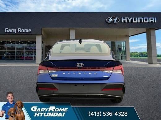 Certified 2025 Hyundai Elantra SEL FWD image 13