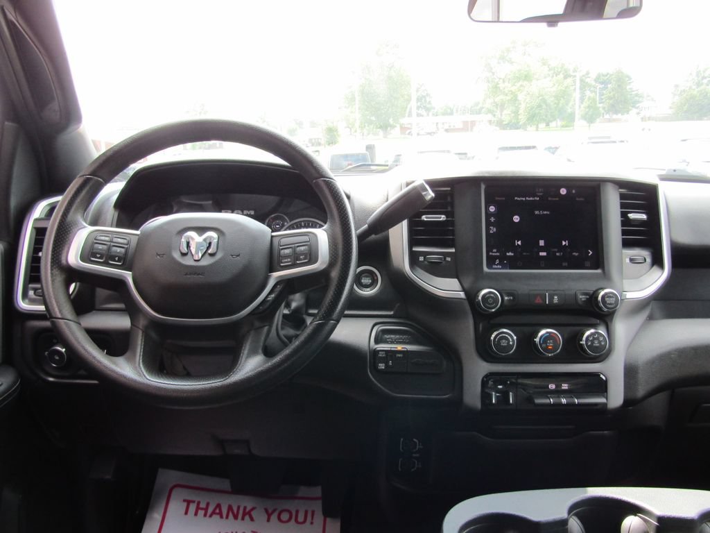 Used 2022 RAM 2500 Big Horn AWD/4WD image 5