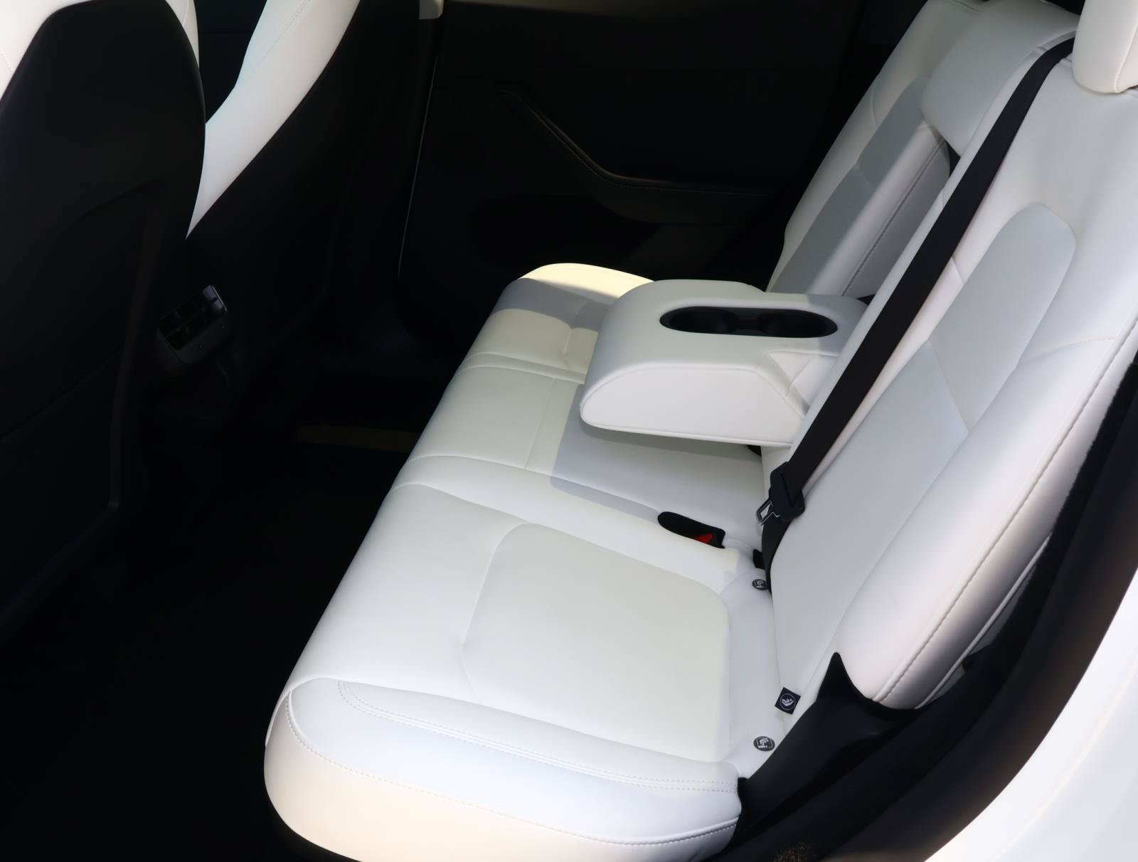 Used 2025 Tesla Model Y Performance AWD/4WD image 18