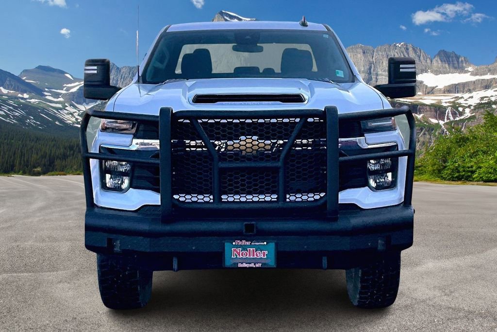 Used 2024 Chevrolet Silverado 3500 LT w/ Convenience Package image 3