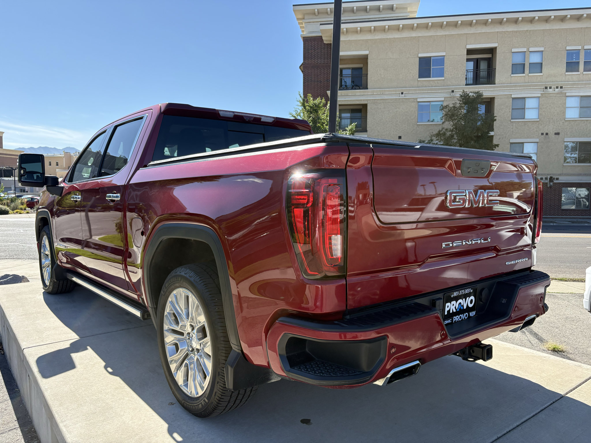 Used 2020 GMC Sierra 1500 Denali w/ Denali Ultimate Package AWD/4WD image 10