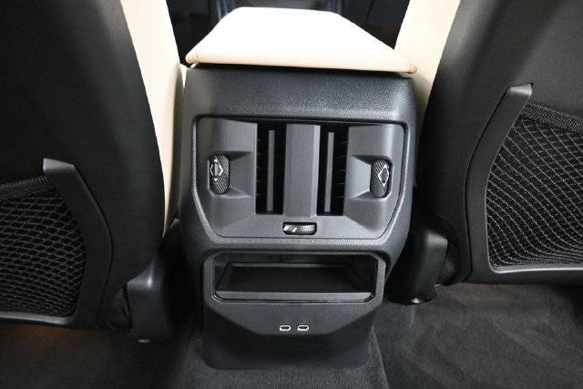 New 2026 BMW X3 xDrive30i w/ Premium Package AWD/4WD image 17