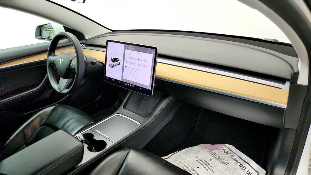 Used 2021 Tesla Model 3 Standard Range Plus RWD image 26