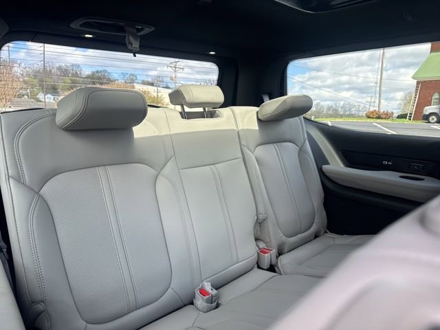 New 2026 Jeep Grand Wagoneer Summit image 12