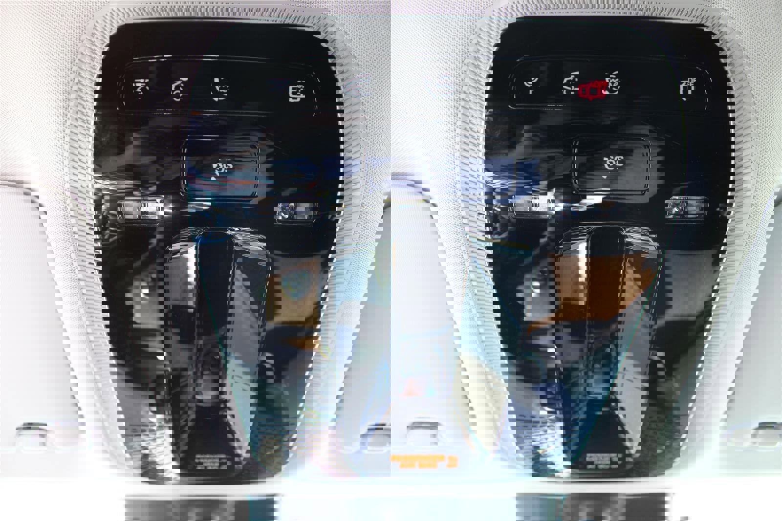 Used 2024 Mercedes-Benz GLC 300 4MATIC image 18