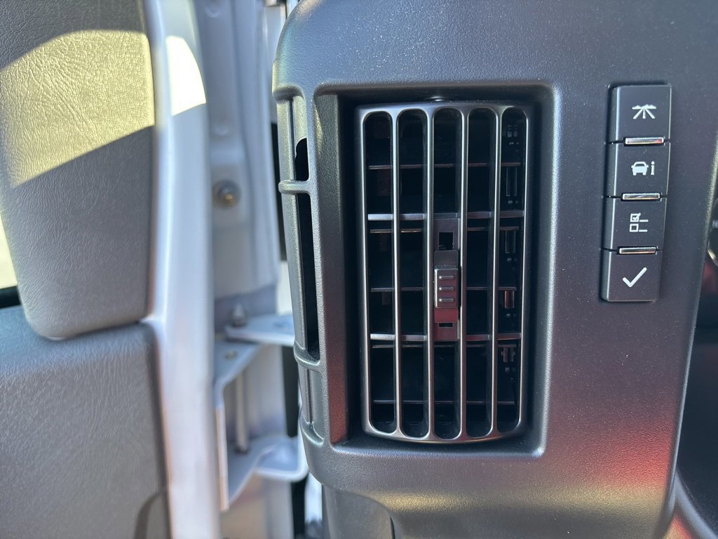 New 2025 Chevrolet Express 3500 Extended w/ Driver Convenience Package image 20