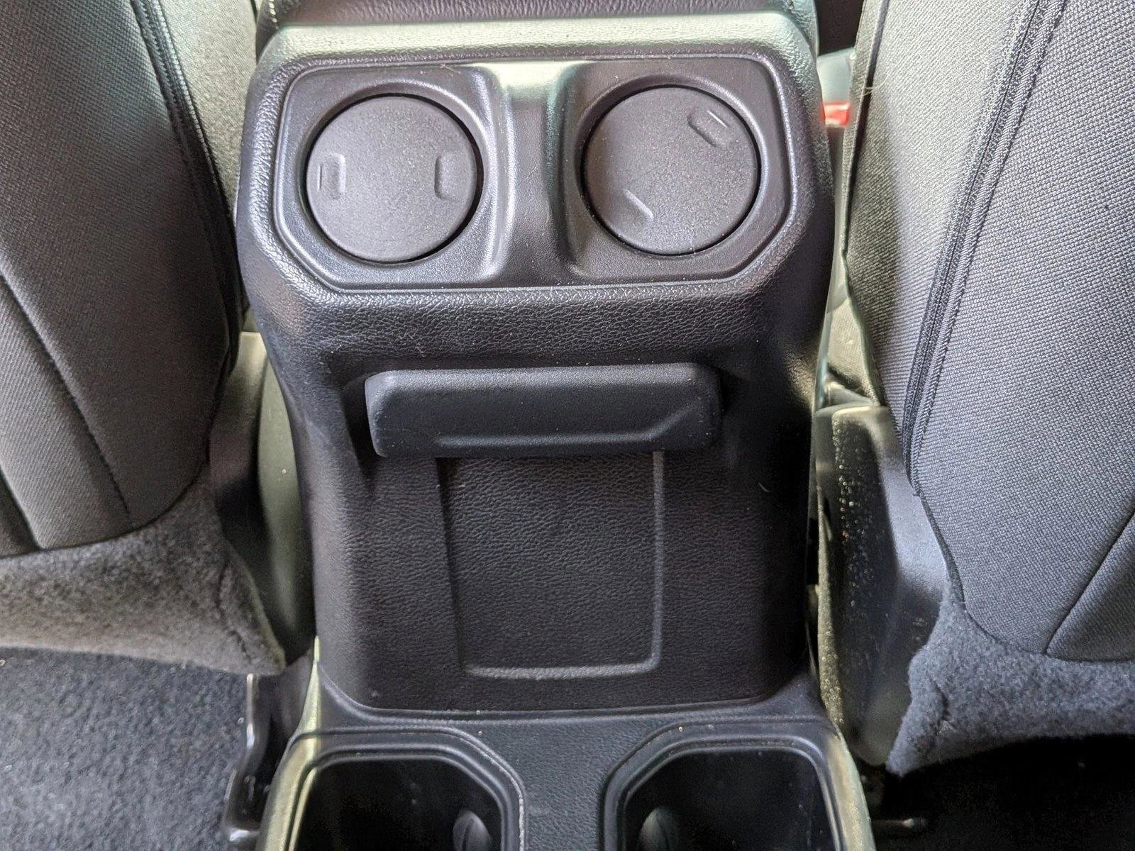 Used 2020 Jeep Wrangler Unlimited Sport AWD/4WD image 16