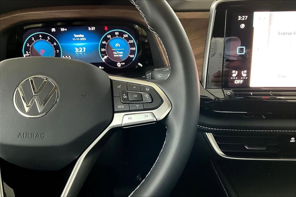 New 2026 Volkswagen Atlas SE FWD image 21