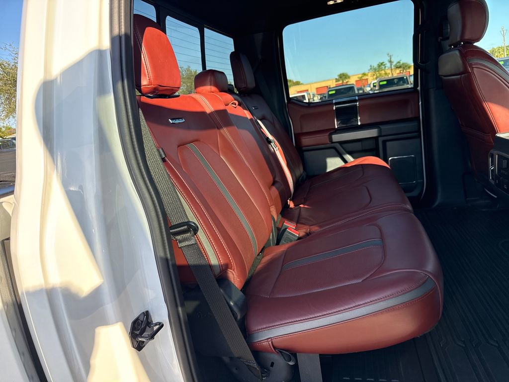 Certified 2022 Ford F450 Platinum w/ FX4 Off-Road Package image 32