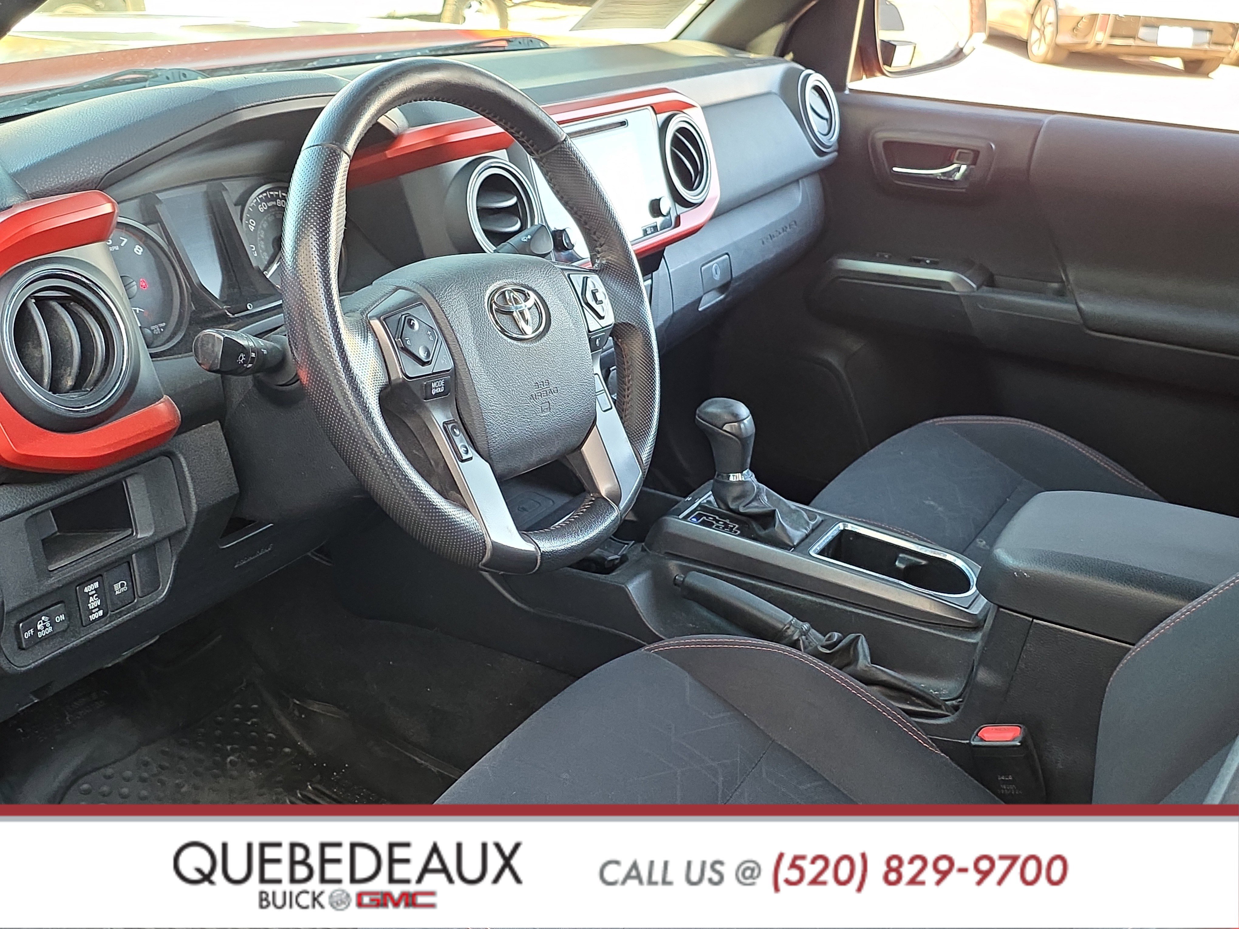 Used 2018 Toyota Tacoma TRD Off-Road w/ Technology Package image 12