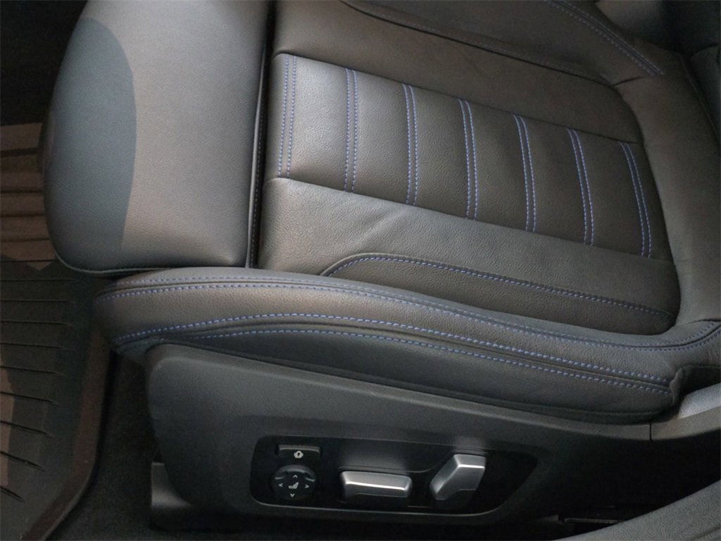 Used 2024 BMW i4 M50 image 31