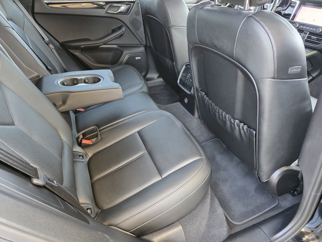 Used 2019 Porsche Macan image 26