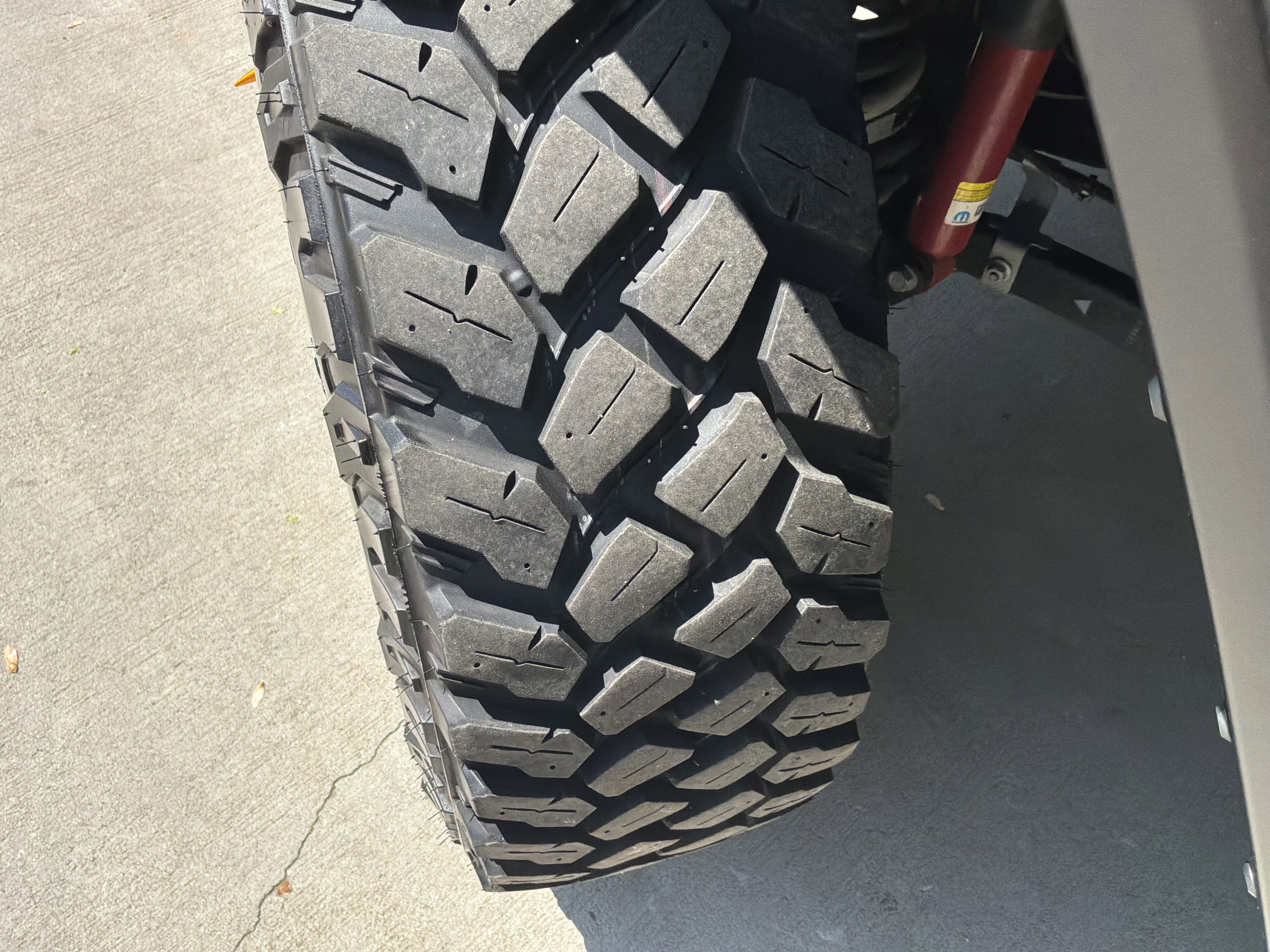 Used 2025 Jeep Gladiator Willys image 15