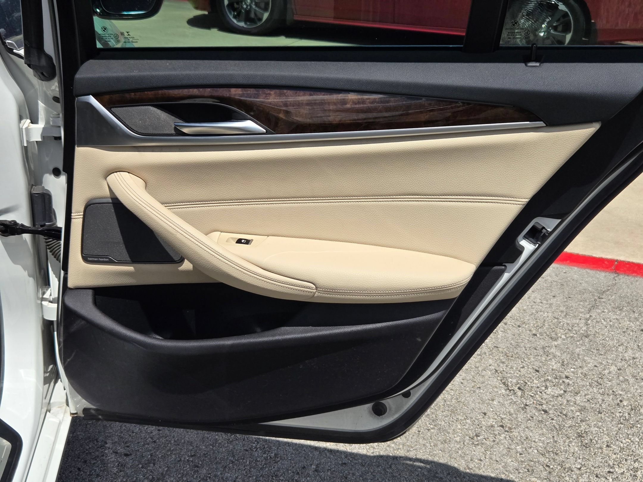 Used 2019 BMW 540i w/ Convenience Package RWD image 26