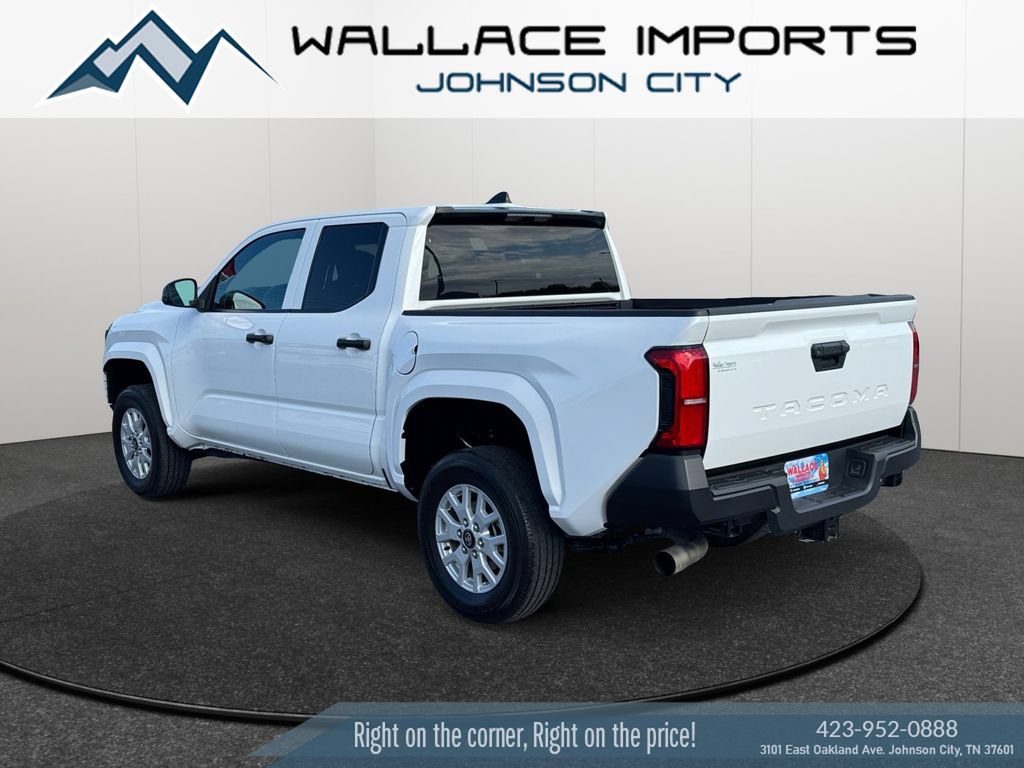 Used 2024 Toyota Tacoma SR RWD video 3