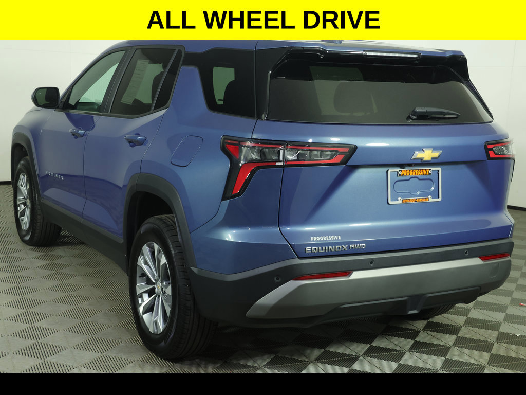 Used 2025 Chevrolet Equinox LT AWD/4WD image 5