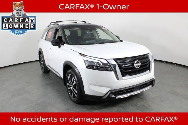 Certified 2025 Nissan Pathfinder Platinum w/ Cargo Package FWD image 5