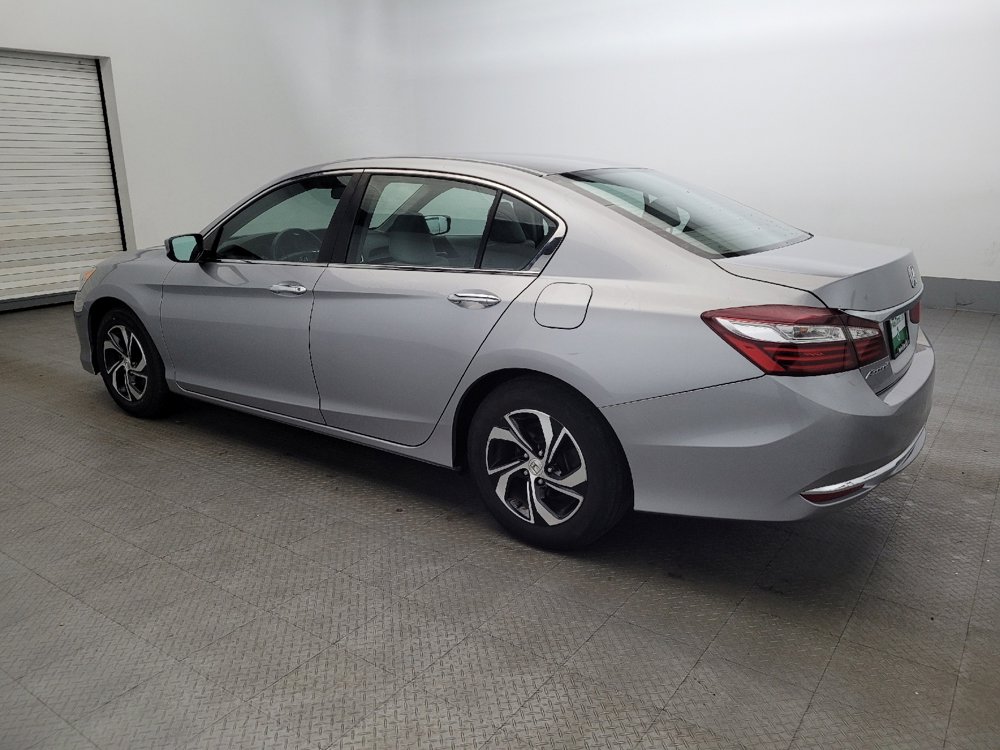Used 2017 Honda Accord LX image 3