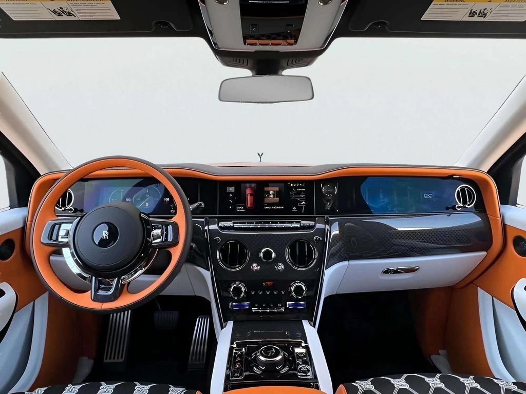 New 2026 Rolls-Royce Cullinan Black Badge AWD/4WD image 5