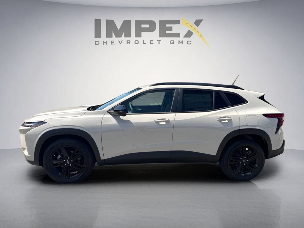 New 2026 Chevrolet Trax ACTIV w/ Sunroof Package FWD image 2