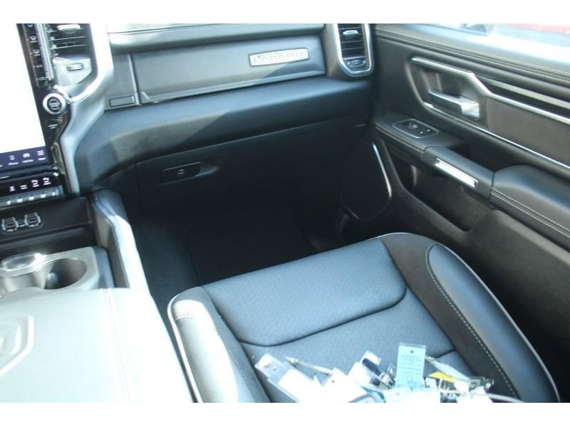 Used 2024 RAM 1500 Laramie image 19
