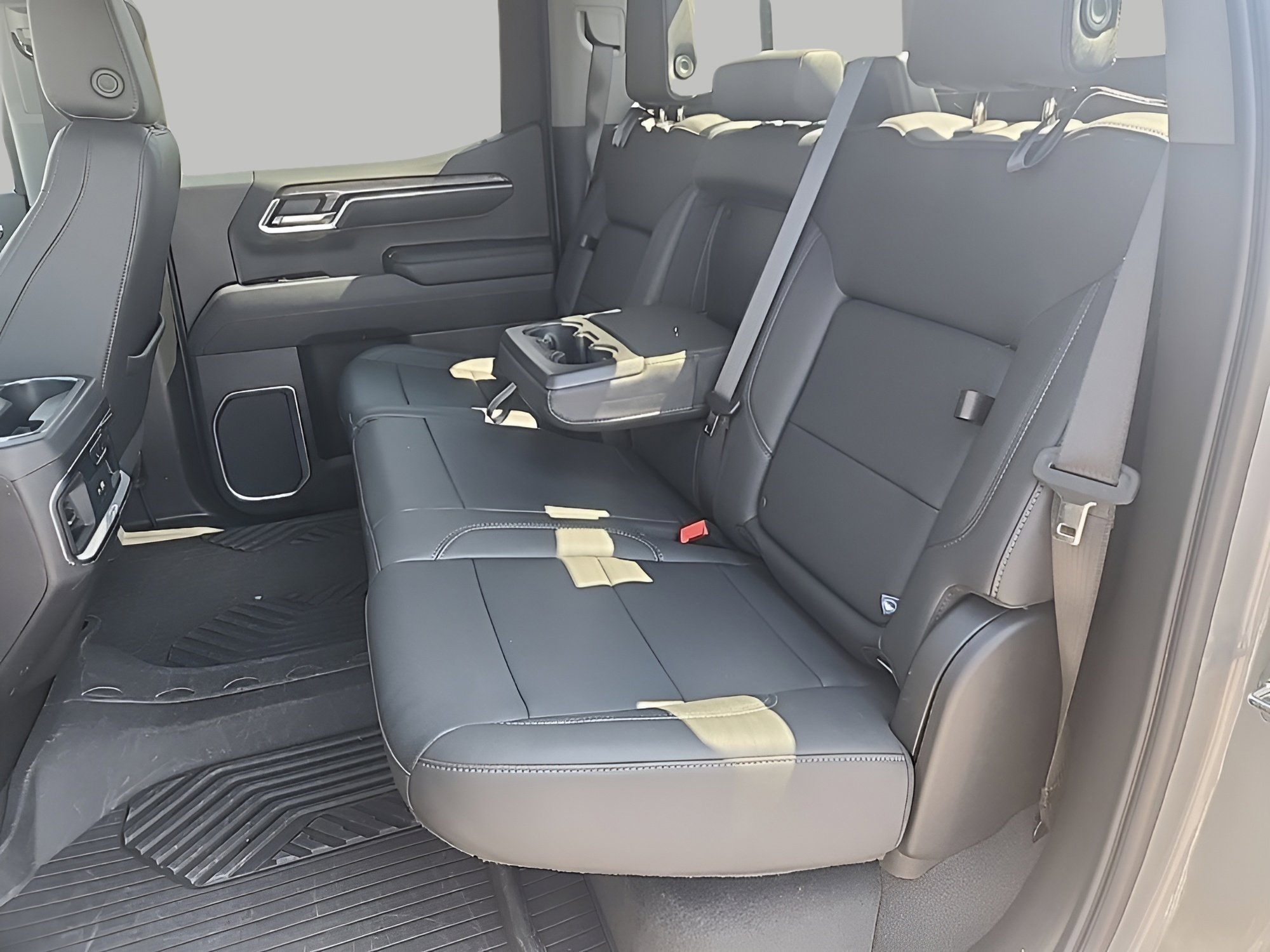 Used 2024 Chevrolet Silverado 1500 LTZ AWD/4WD image 14