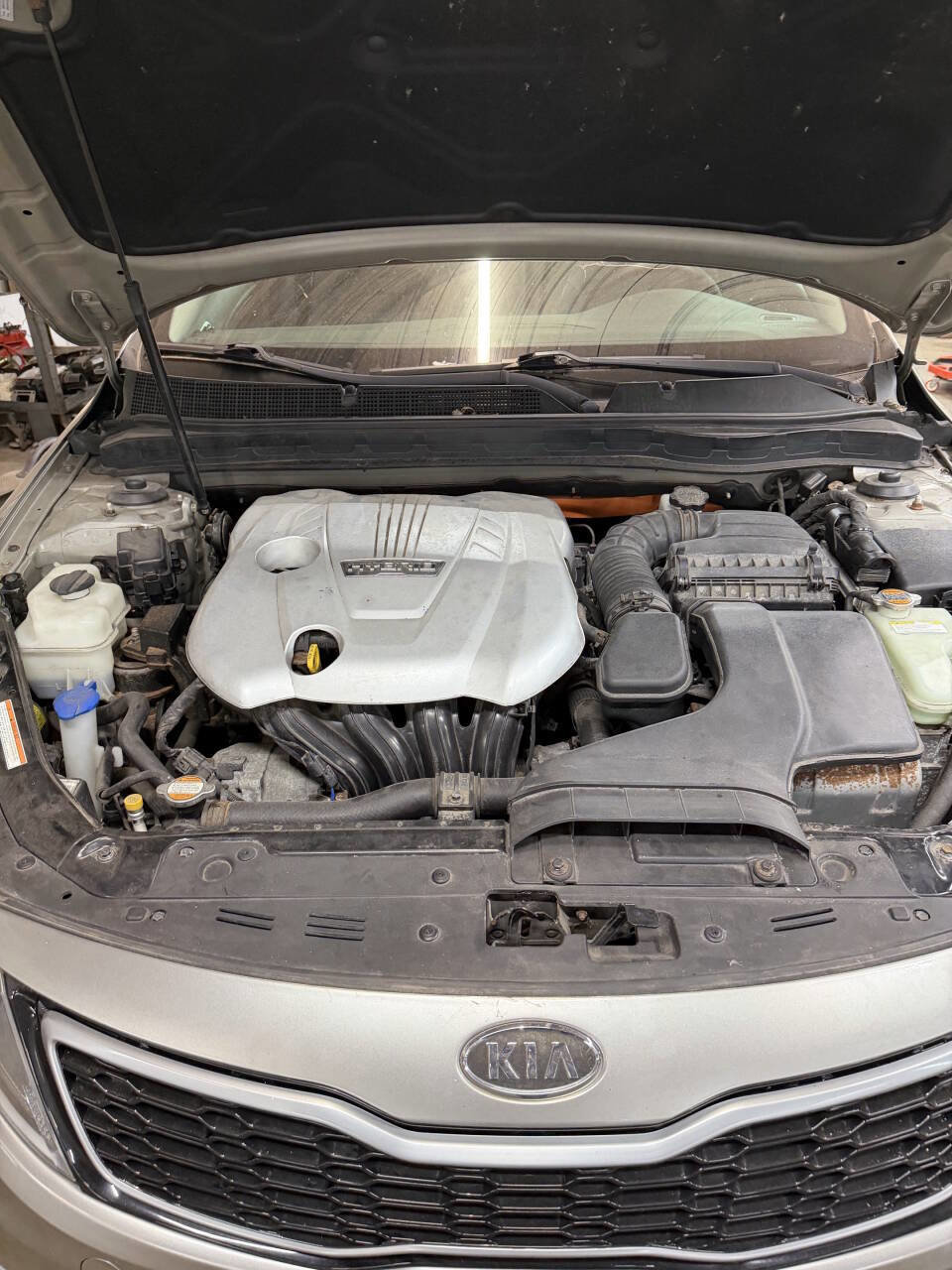 Used 2011 Kia Optima EX w/ Hybrid Premium Technology Pkg FWD image 17