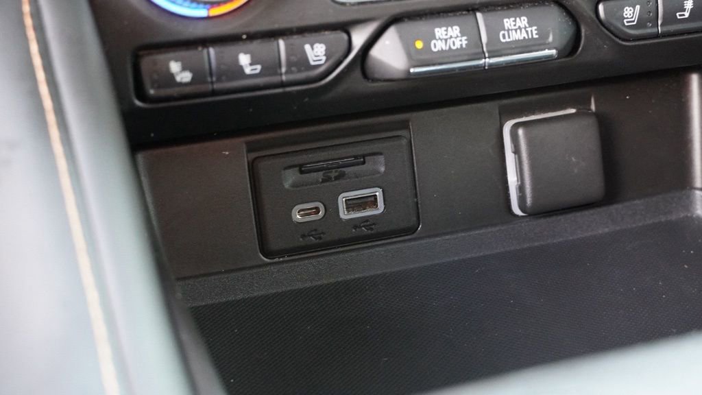 Used 2021 GMC Yukon AT4 w/ Rear Media and Nav Package image 30