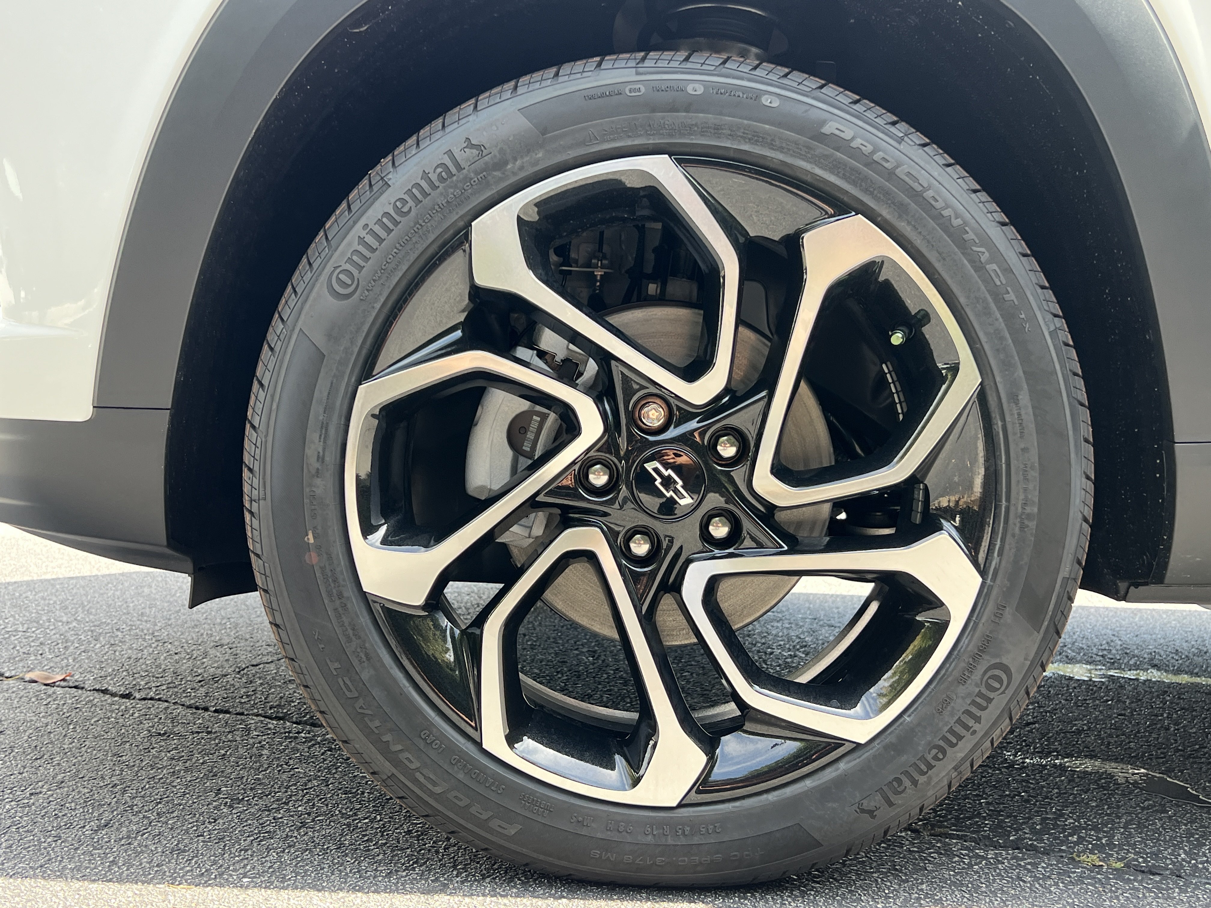 New 2026 Chevrolet Trax RS FWD image 37